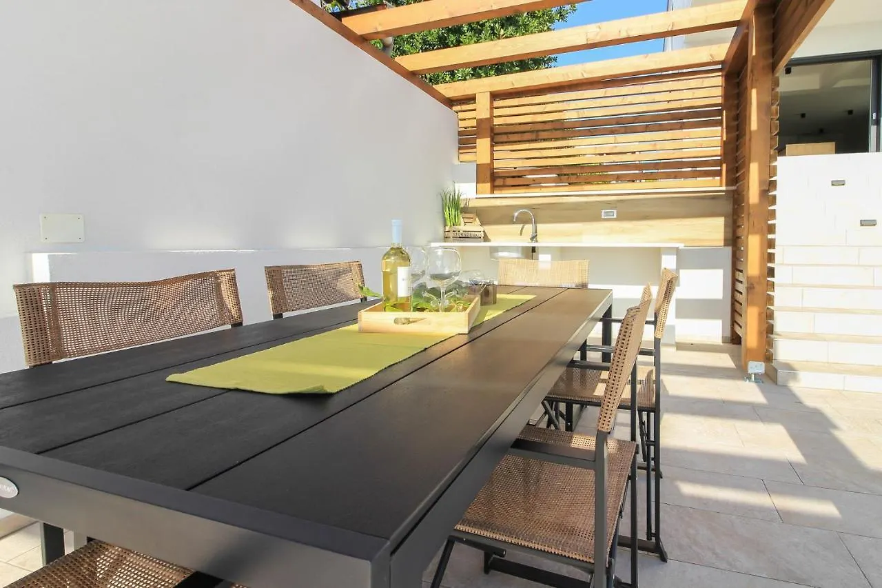 New Modern Luxury Villa Near The Beach With Sea View, Pool, Sauna , Bbq And Playground By Wiibuk Pomer