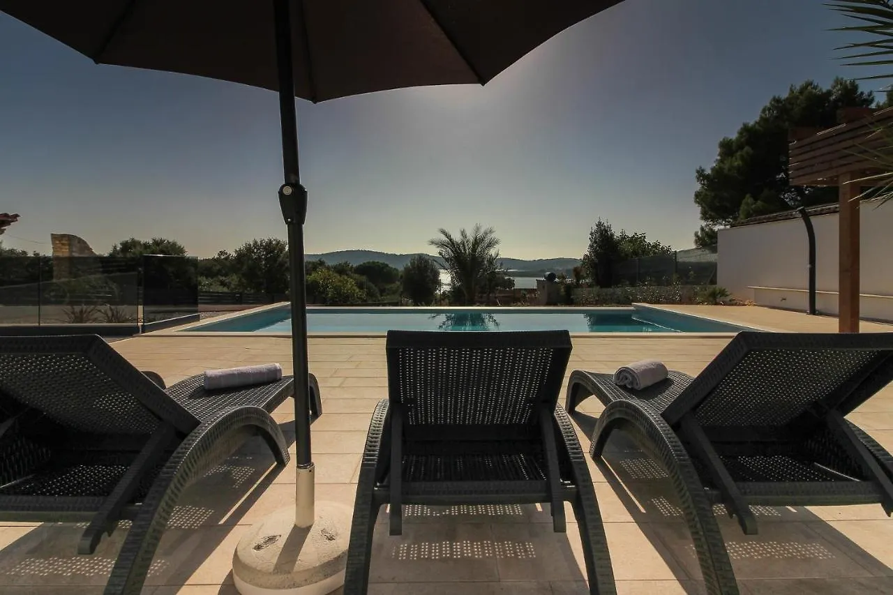 New Modern Luxury Villa Near The Beach With Sea View, Pool, Sauna , Bbq And Playground By Wiibuk Pomer 0*,