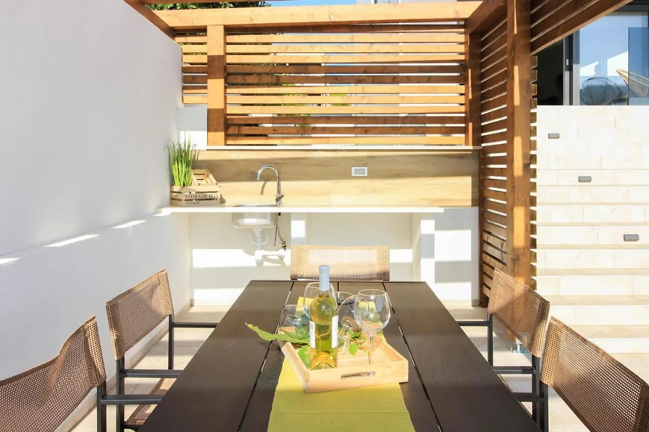 New Modern Luxury Villa Near The Beach With Sea View, Pool, Sauna , Bbq And Playground By Wiibuk Pomer