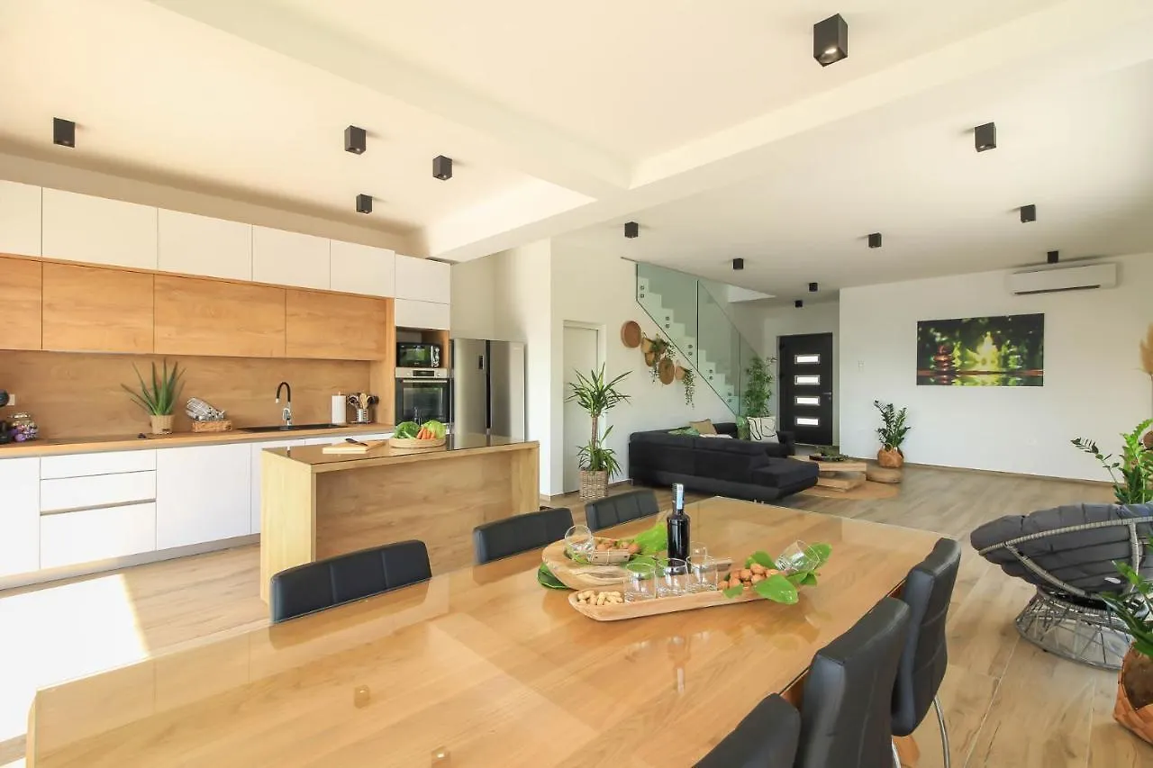 New Modern Luxury Villa Near The Beach With Sea View, Pool, Sauna , Bbq And Playground By Wiibuk Pomer 0*,  Croatia