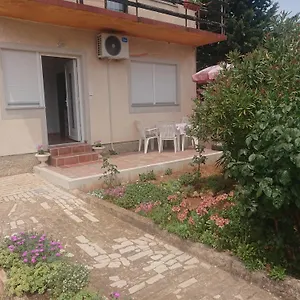 Apartments Pomer Appartamento